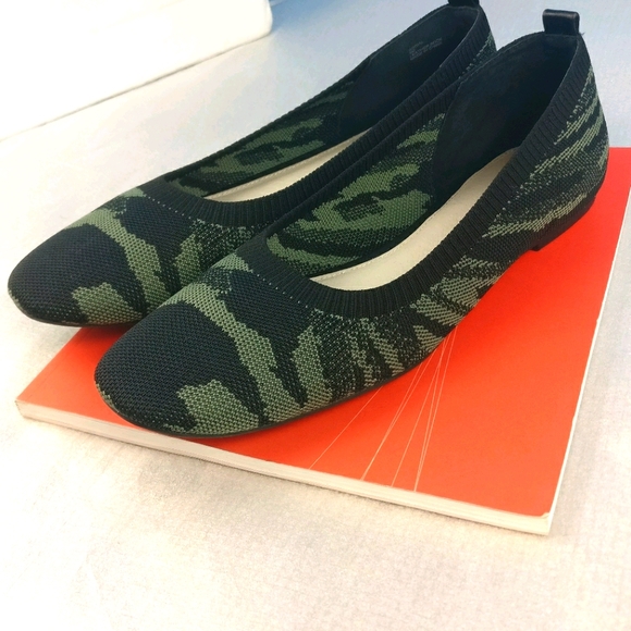 SANCTUARY Social Flats, Breathable Lightweight Knit Slip on sz9 Summer Office - Picture 2 of 14